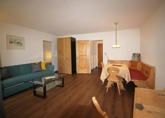 Residenza Lagrev 2 Zimmerwohnung Nr 005 - Typ 21a - Hochparterre - Sued * Sils Maria
